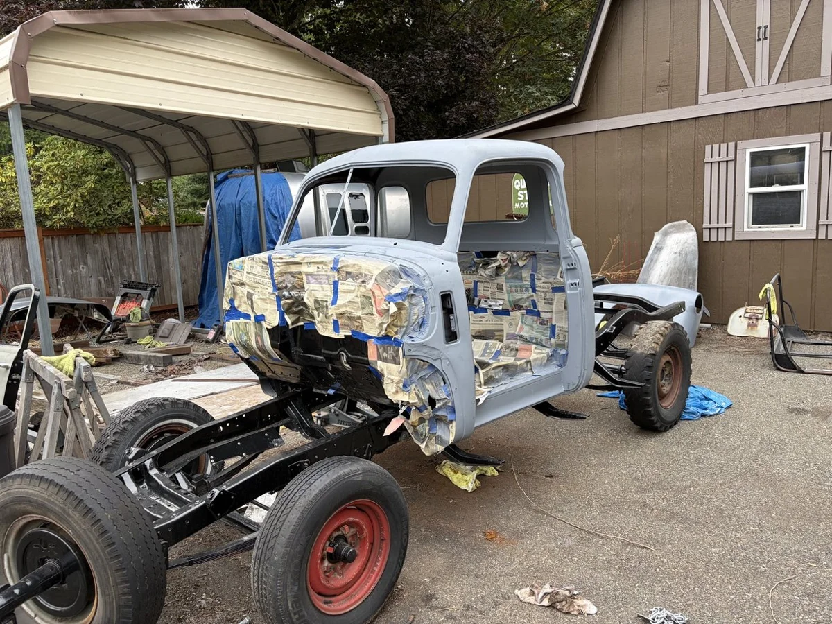 1950 Chevrolet Chevy pickup - Mounting the cab back to the frame - Image 2
