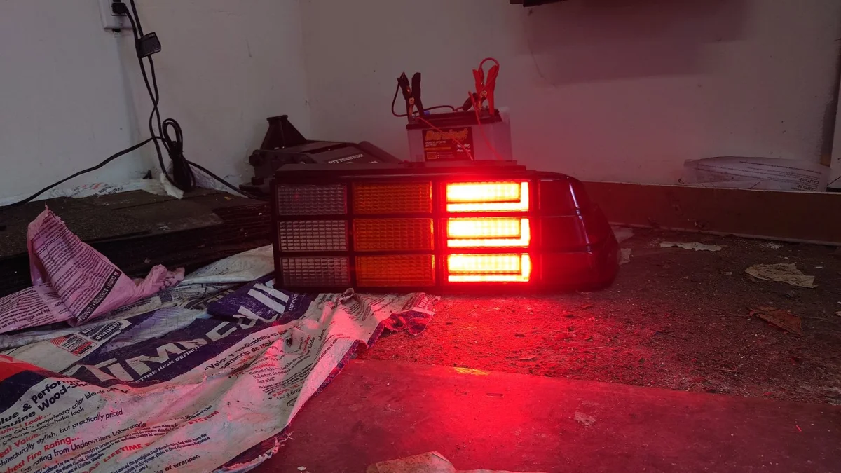 Brake light pattern - 1984 Chevrolet Camaro