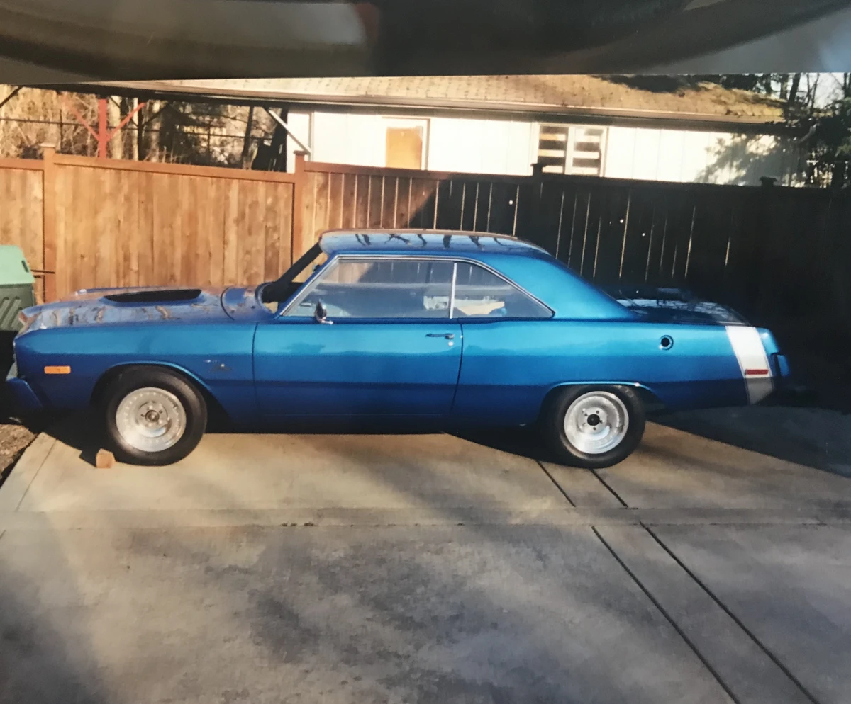 Side view - 1973 Dodge Dart