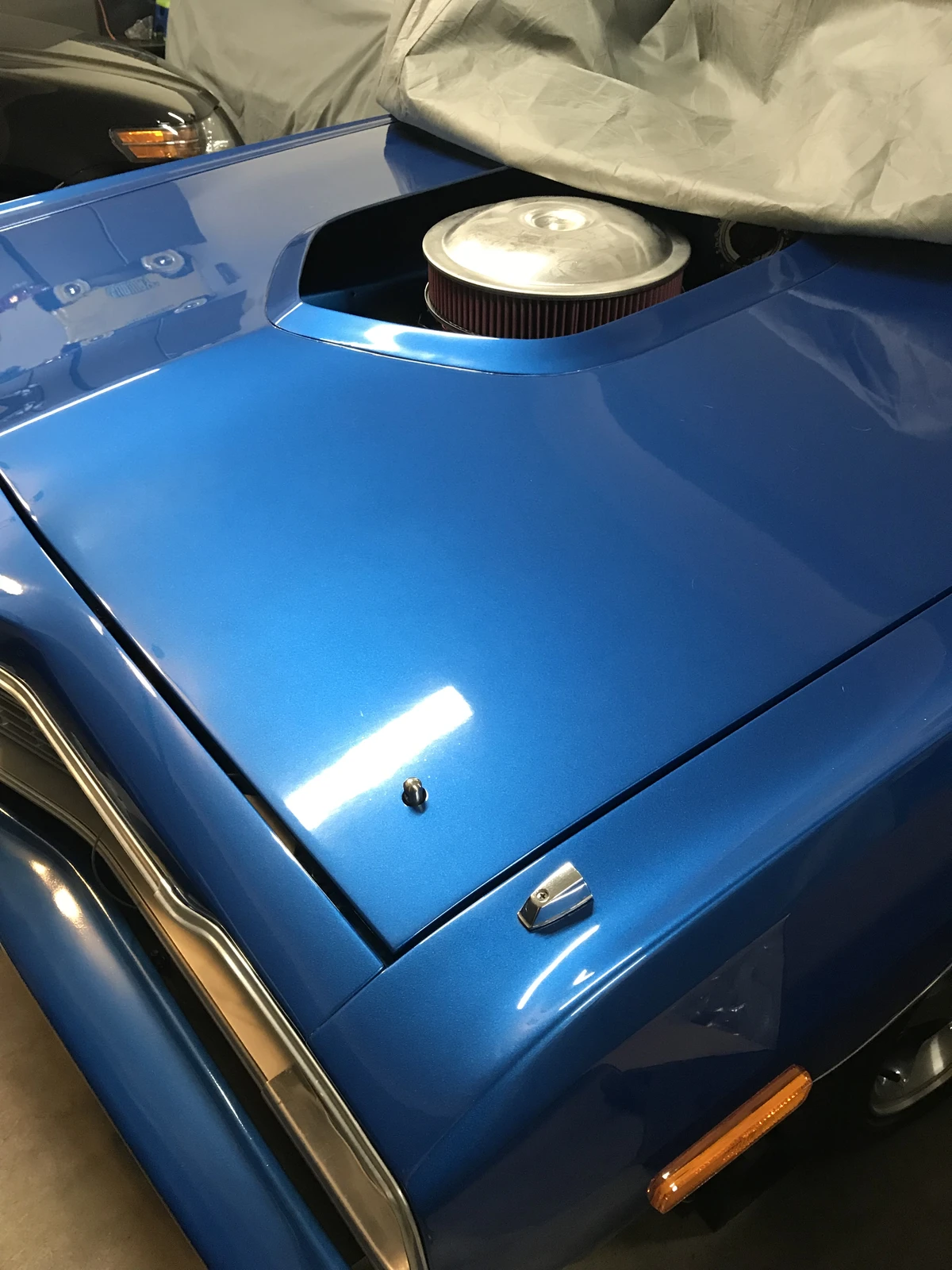 Shaker Hood Details