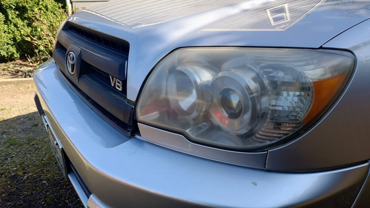 2004 Toyota 4Runner - Headlight restoration - Cerakote review - Image 5