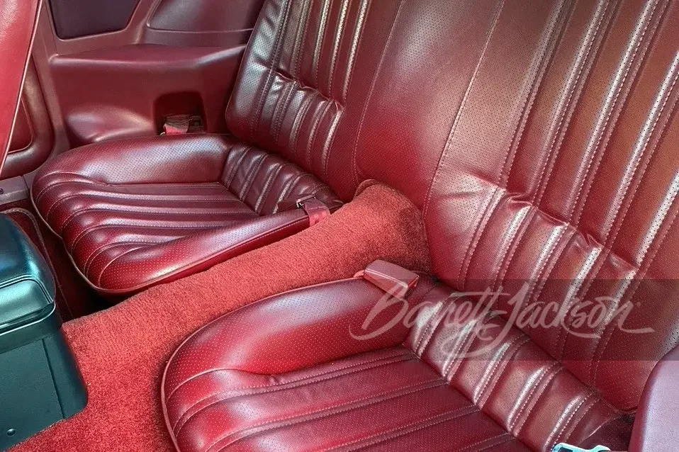 1986 Chevrolet Camaro - Photo 6 of 7