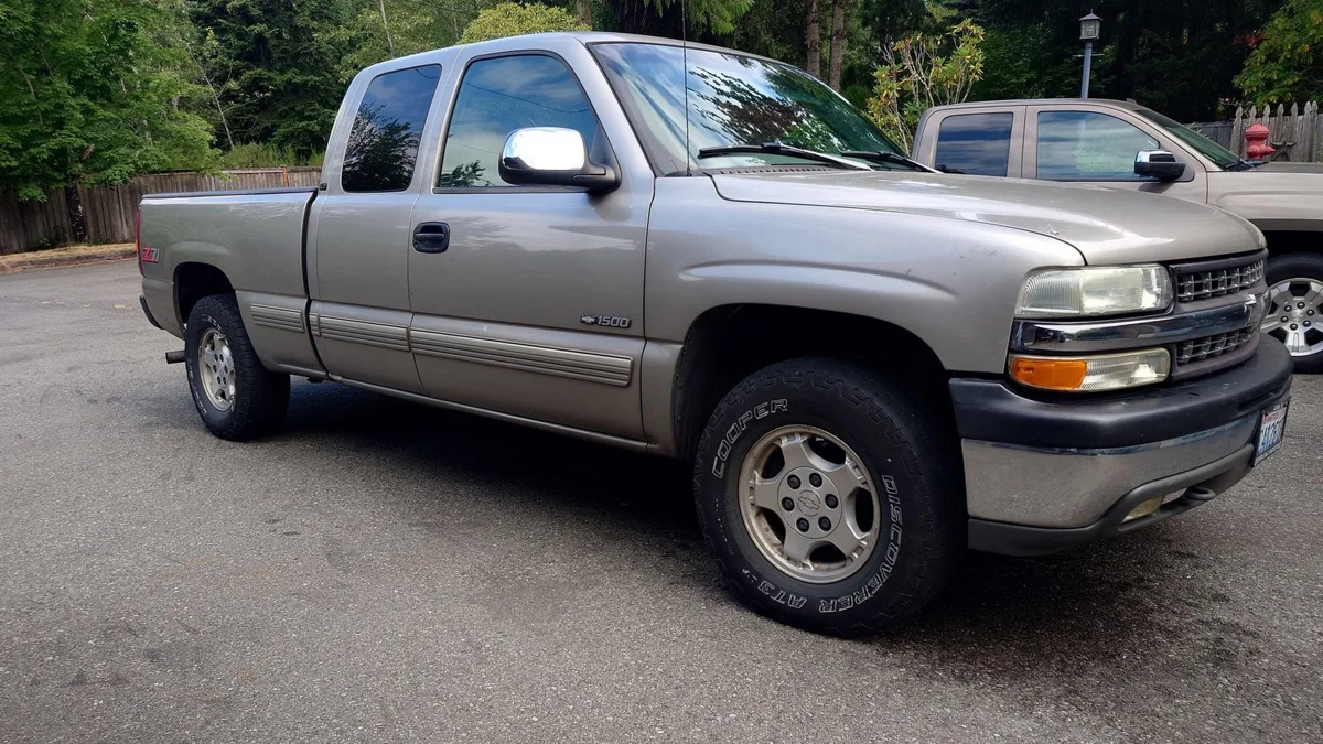 1999 Chevrolet Silverado - Photo 1 of 4