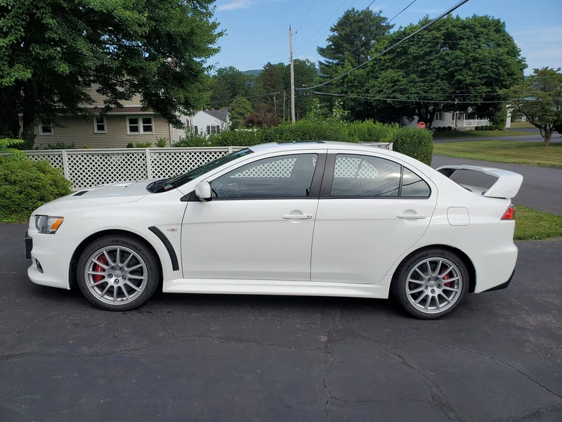 2014 Mitsubishi Lancer Evolution